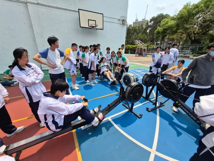 社際初級組室內賽艇比賽06